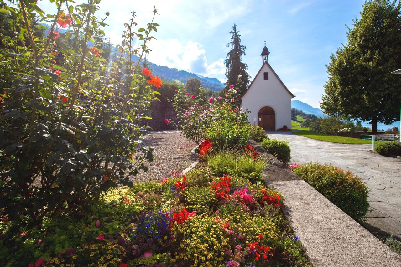 Hotel Neu-schoenstatt 3*